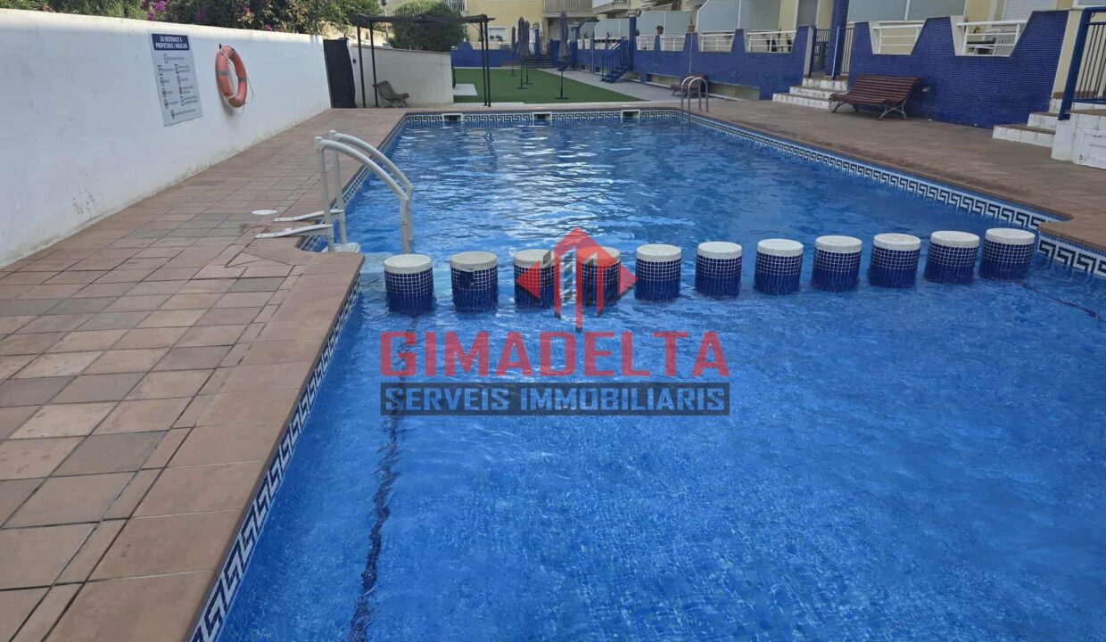 PISCINA (I)