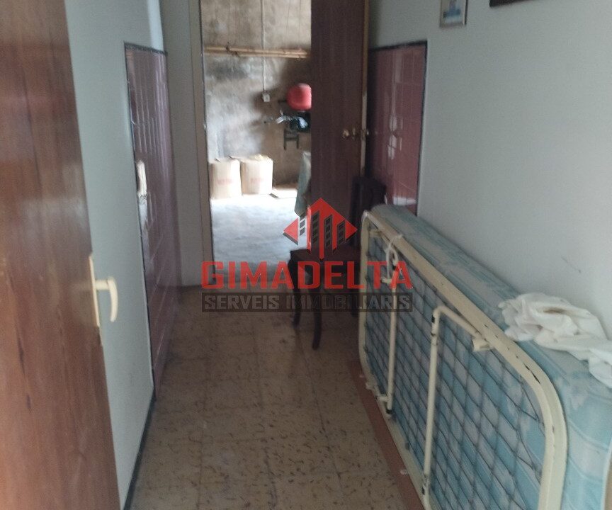 PASSILLO DE CASA A ALMACÉN